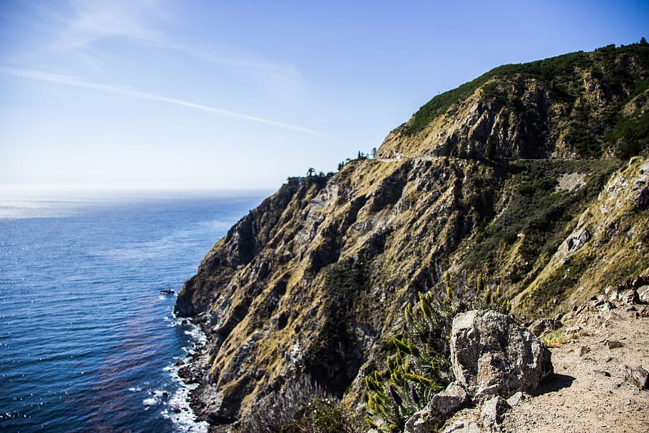 mountain, coast, ridge, ocean, rock, sky, sea, water, beauty in nature HD wallpaper