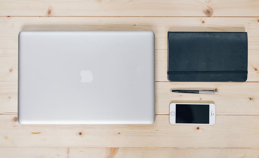 Silver Macbook Beside Wallet, apple, communication, desk, indoors HD wallpaper
