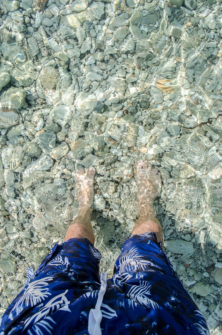 low section, personal perspective, human leg, one person, real people HD wallpaper