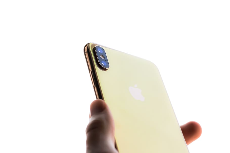 Hd Wallpaper Gold Iphone Xs Human Hand White Background Part Flare - Iphone Xs White Wallpaper 4k