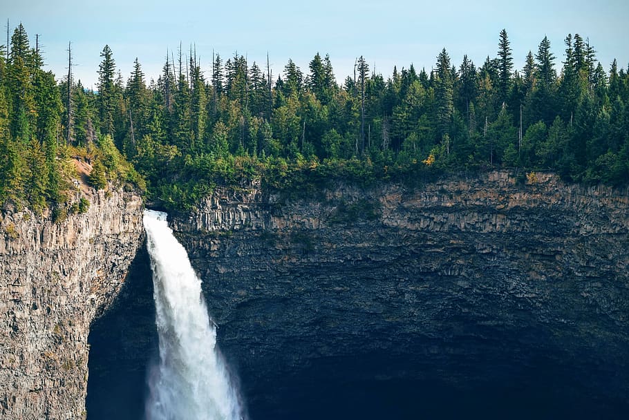 waterfall, cliff, rocks, trees, forest, woods, nature, sunshine HD wallpaper