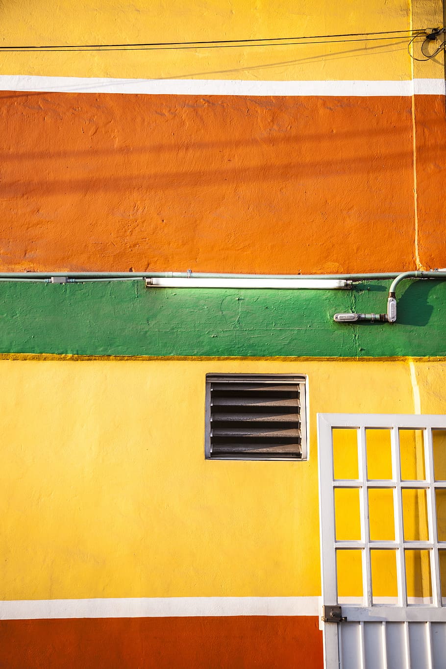 turned on fluorescent light, vent, building, painted wall, facade HD wallpaper