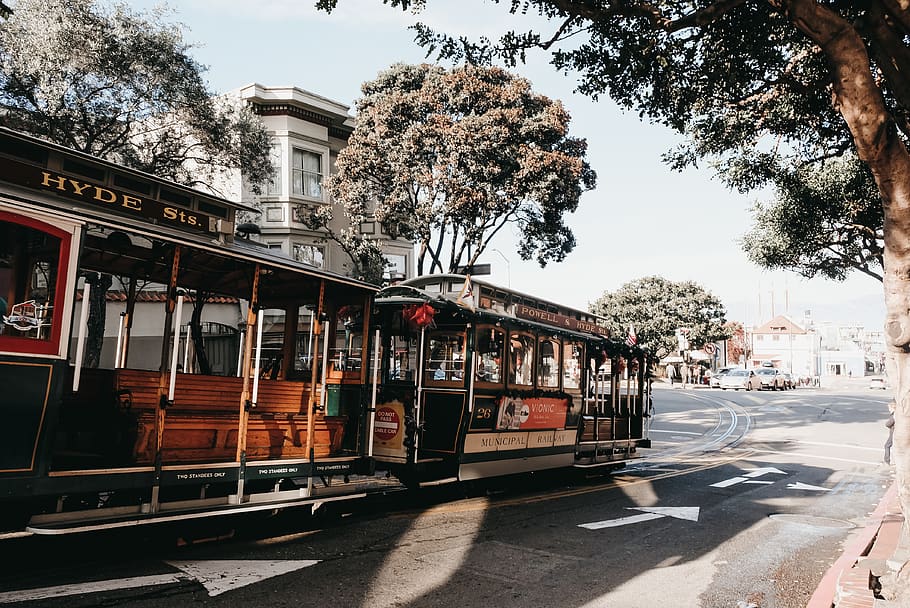 brown tram, architecture, building exterior, built structure HD wallpaper