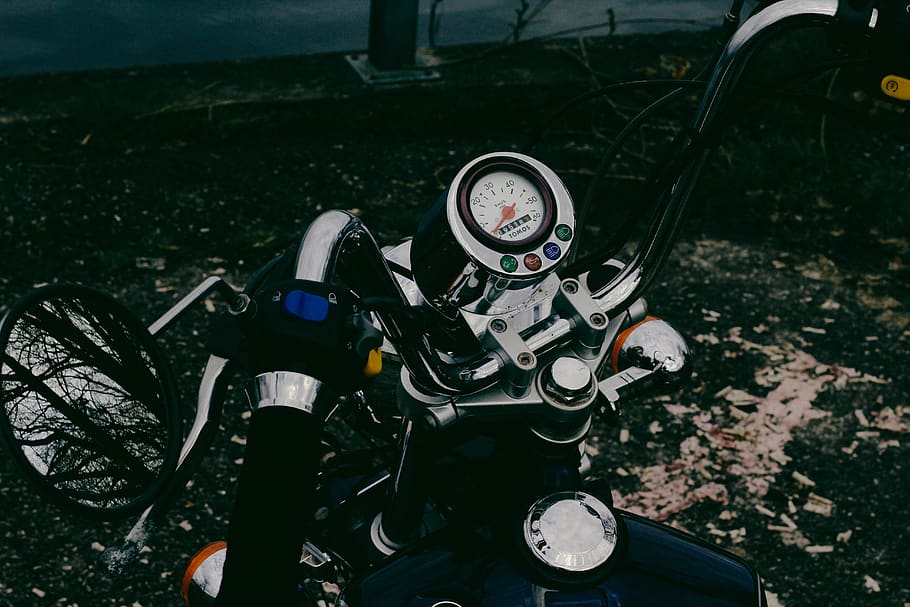 mirror, ground, bricks, stone, motor, bycicle, bike, motorbike HD wallpaper