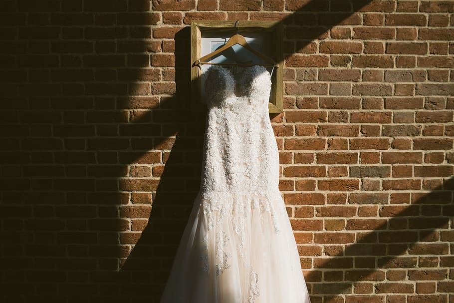 wedding dress, wall, brick wall, wall - building feature, white color HD wallpaper