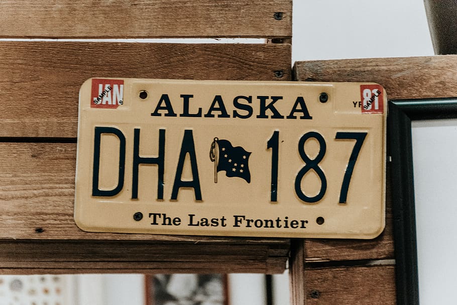 white license plate, text, communication, sign, western script HD wallpaper