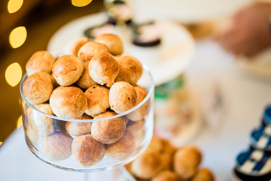 pastry bread balls, food, bun, sweets, confectionery, meal, dish HD wallpaper