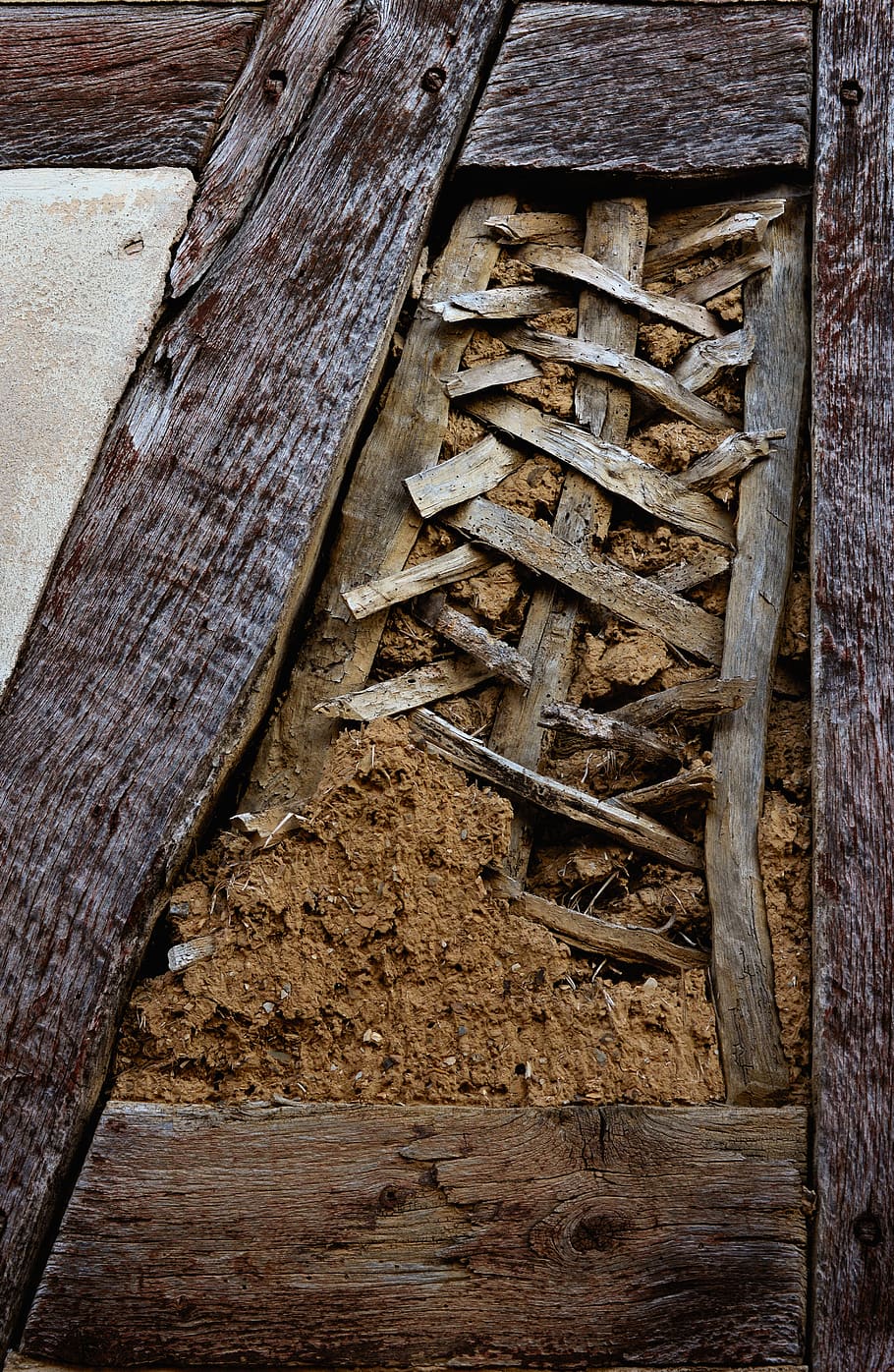 truss, compartments, wicker, clay, dilapidated, house facade HD wallpaper
