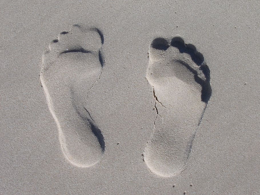 Sand Foot Prints, footmarks, footprints, land, nature, shadow HD wallpaper