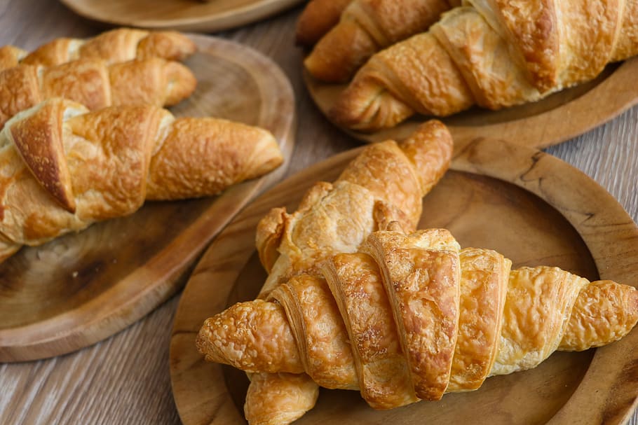 croissants, butter, bread, food, delicious, breakfast, bakery, HD wallpaper