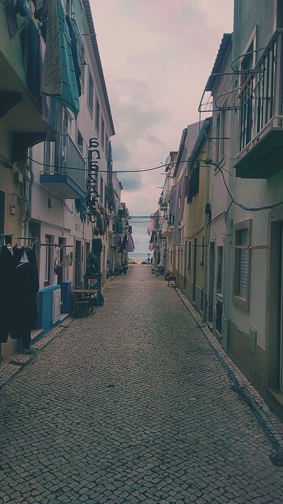 Hd Wallpaper Portugal Nazare Fishermen Town Tiles Street Built Structure Wallpaper Flare