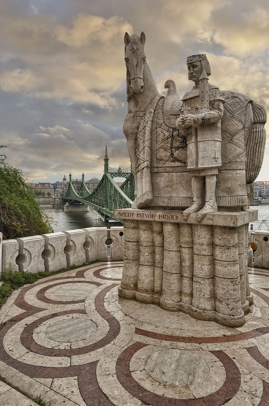 budapest, statue, monument, architecture, historic, tourism HD wallpaper