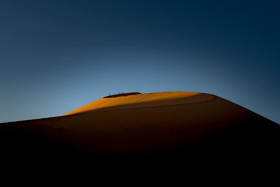 desert under blue sky, clear sky, no people, copy space, nature HD wallpaper