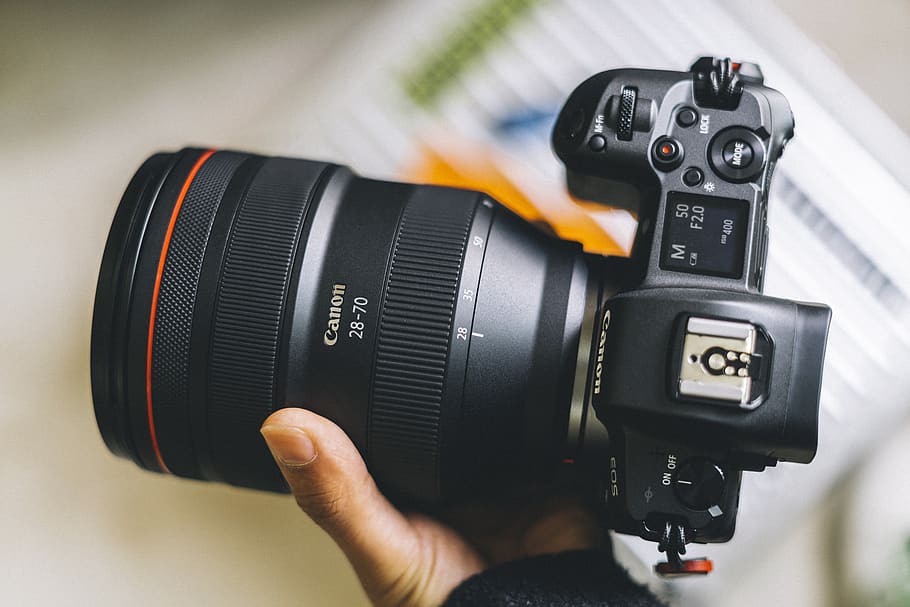 black Canon DSLR camera, electronics, person, human, camera lens HD wallpaper
