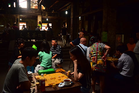 china, chongqing, real people, group of people, men, food and drink HD wallpaper