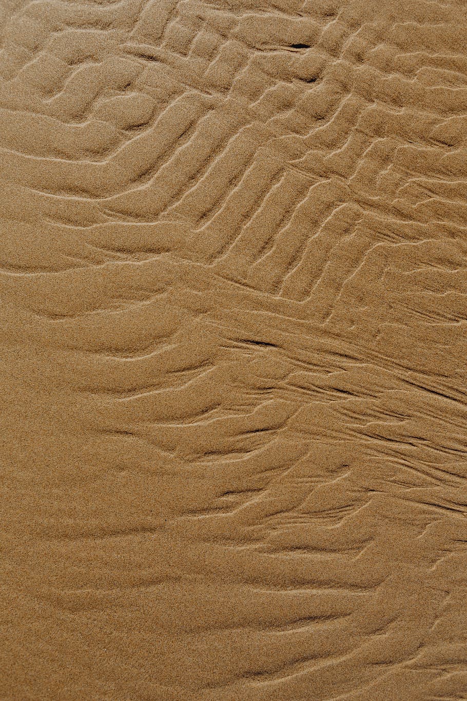 The abstract line designed by water up on sand texture, beach HD wallpaper