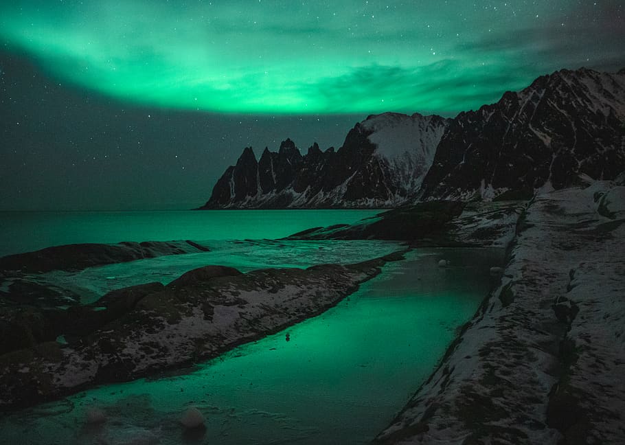 Photo of Rocky Mountains Under Night Sky, aurora, aurora borealis HD wallpaper