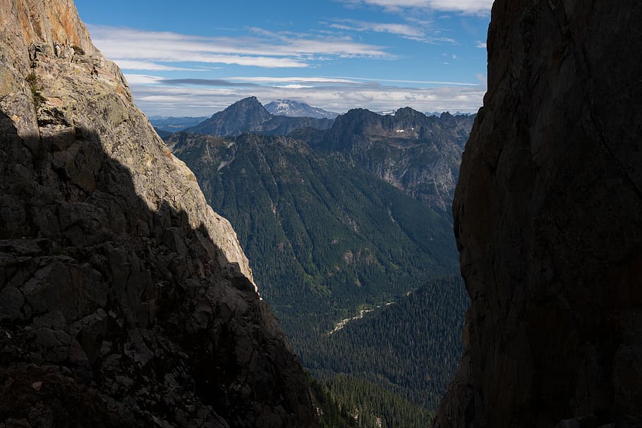 explore, climb, hike, landscape, cloud, sky, peak, forest, mountain HD wallpaper
