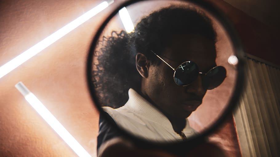 Man Wearing Hippie Sunglasses Seen Through Mirror, eyewear, facial expression HD wallpaper
