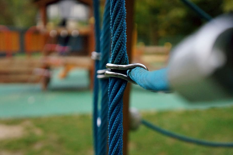 outside, rope, hand, strength, playground, day, focus on foreground HD wallpaper