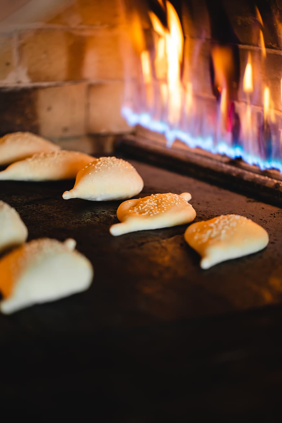 bake pastries, food, bread, bun, fireplace, indoors, hearth, bagel HD wallpaper