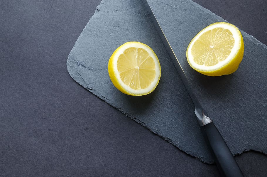 Sliced Lemon, background, black background, citrus, citrus fruit HD wallpaper