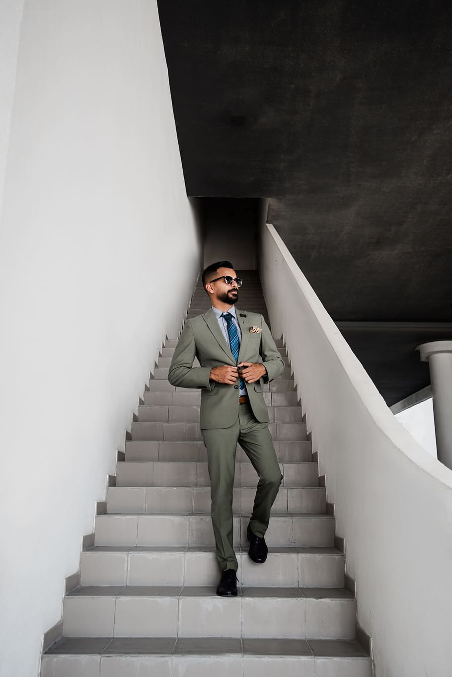 Man In Grey Suit Standing On Stair, businessman, fashion, outfit