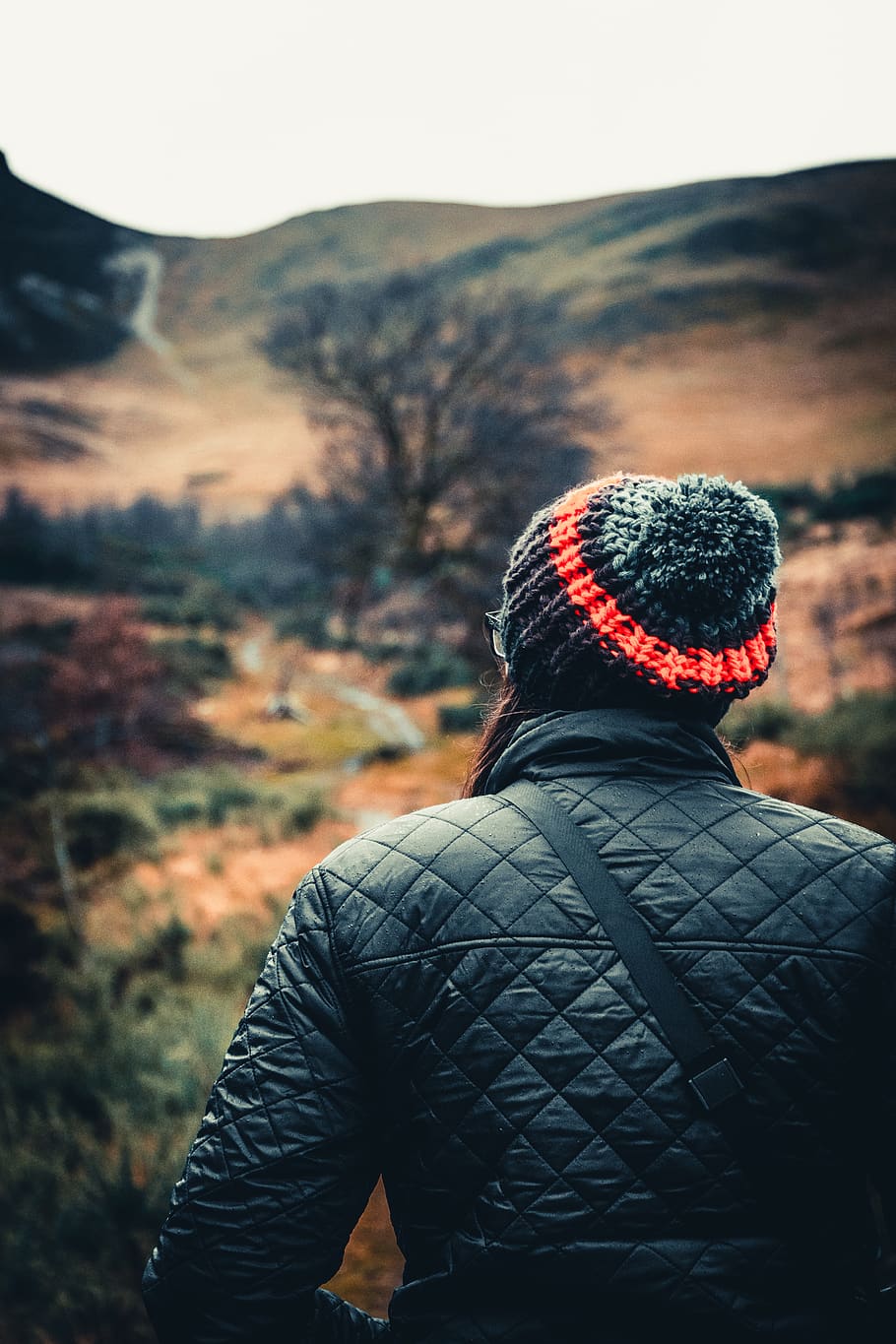 man wearing black jacket, apparel, clothing, cap, beanie, hat HD wallpaper