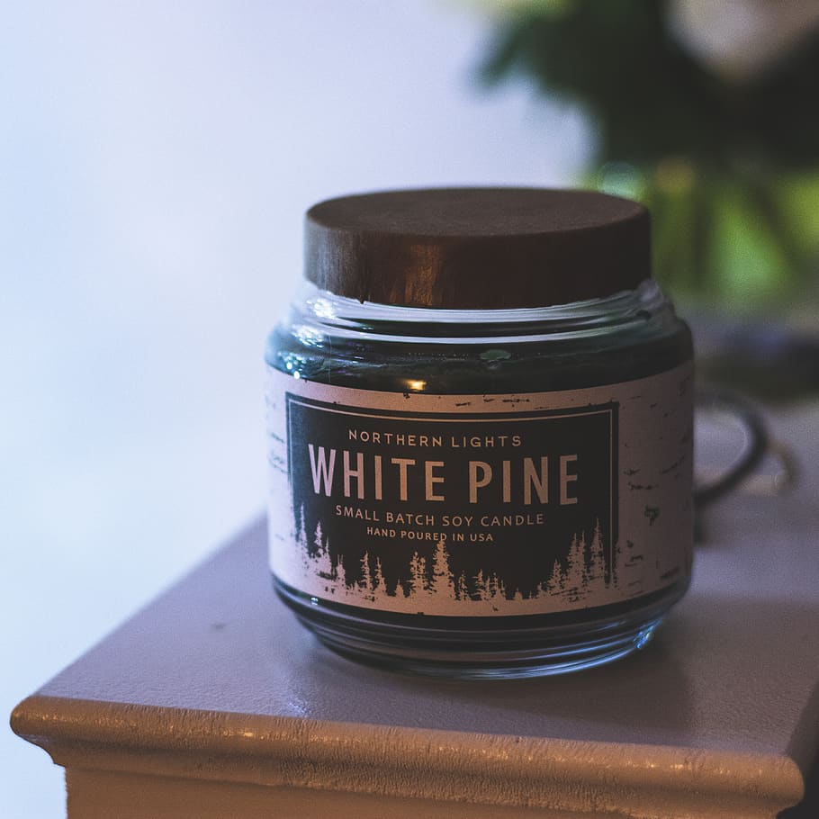 Selective Focus Photography of White Pine Soy Candle, close-up HD wallpaper
