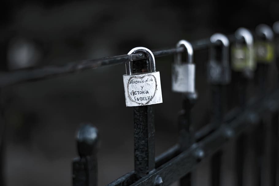 padlock, love, heart, romantic, symbol, romance, padlocks, bridge HD wallpaper