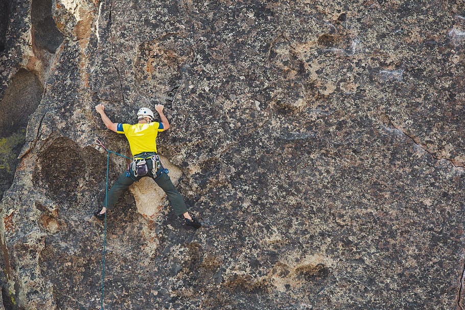 Man Doing Outdoor Rock Climbing, colors, daylight, hard, helmet HD wallpaper