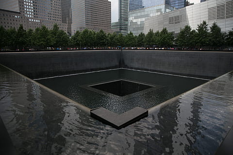 Corner view of fountain at September 11 Memorial & Museum, New York HD wallpaper