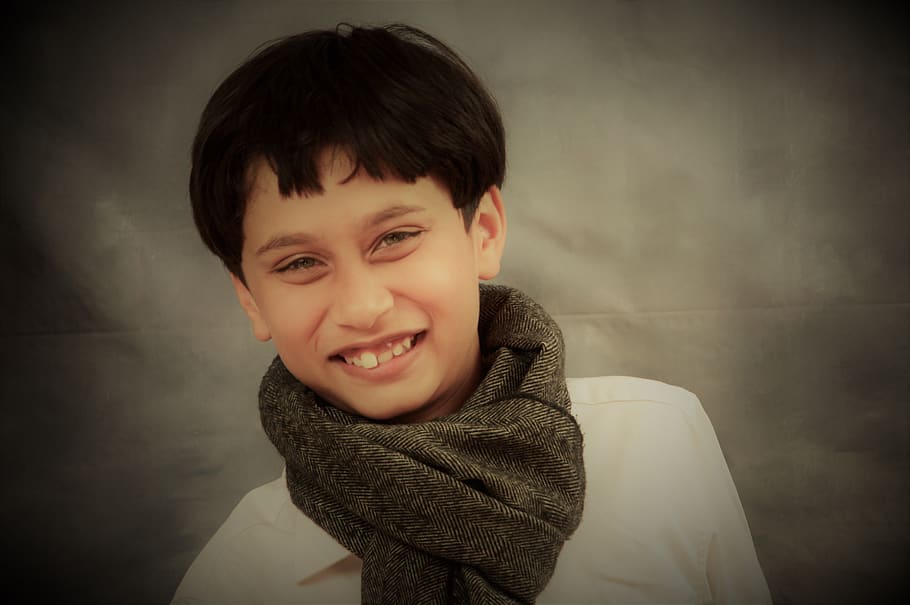 germany, munich, boy, happy, school child, blue eyes, scarf HD wallpaper