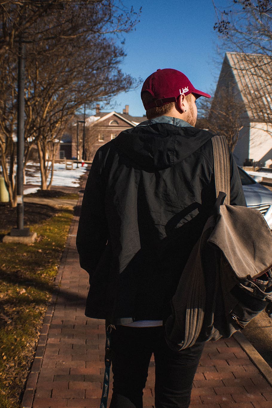 Shallow Focus Photography of Man Standing Outdoors, adult, back view HD wallpaper