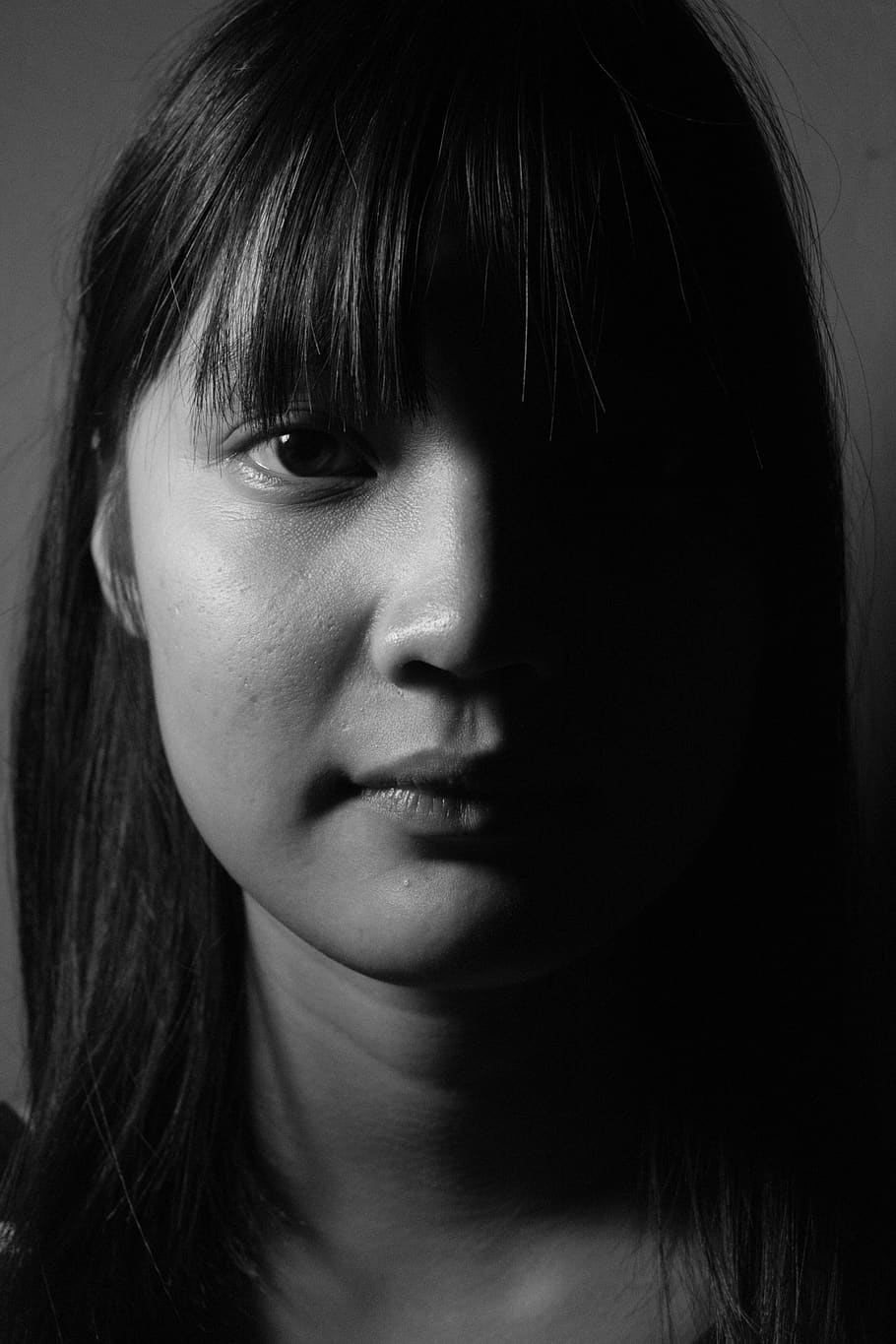 portrait, face, one person, headshot, close-up, indoors, bangs HD wallpaper