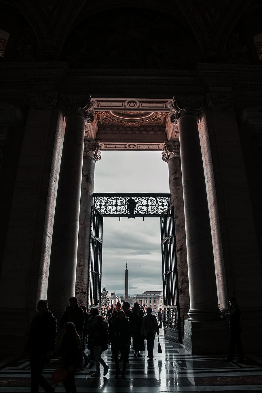 Silhouette of People Near Door, architecture, building, clouds HD wallpaper
