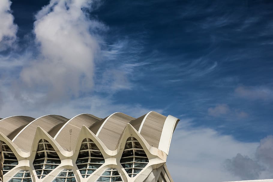 Low Angle View of Building Against Cloudy Sky, architecture, blue sky HD wallpaper