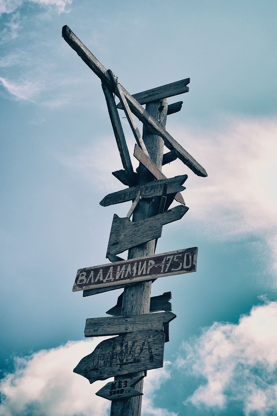 russia, sky, index, cloud - sky, communication, sign, low angle view HD wallpaper