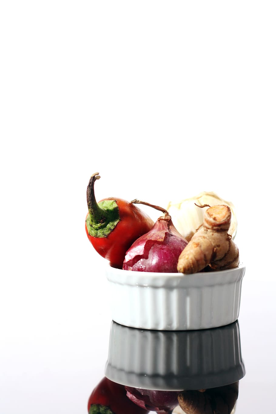 still, items, things, food, ginger, red, bell, pepper, onion HD wallpaper