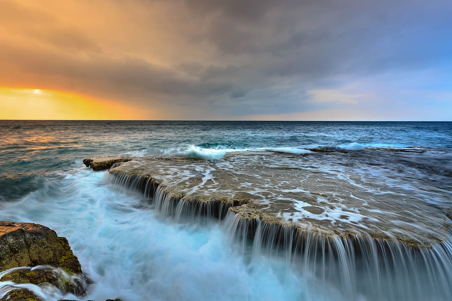 Scenic View Of Sea During Dawn, clouds, cloudy, dusk, environment HD wallpaper