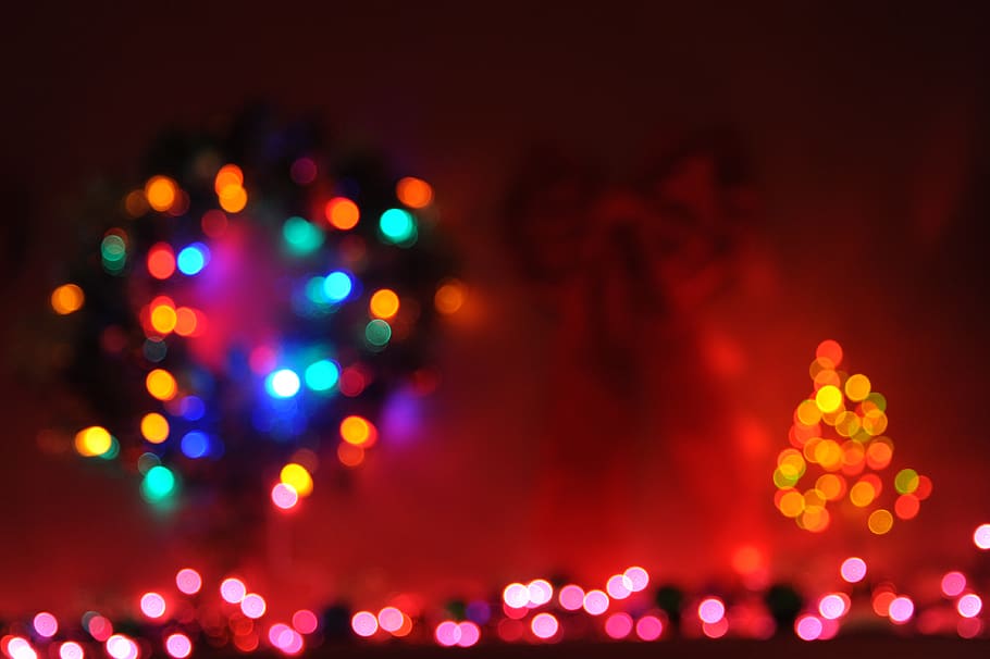 red and yellow LED light, hearth, red bow, christmas light, christmas wreath HD wallpaper