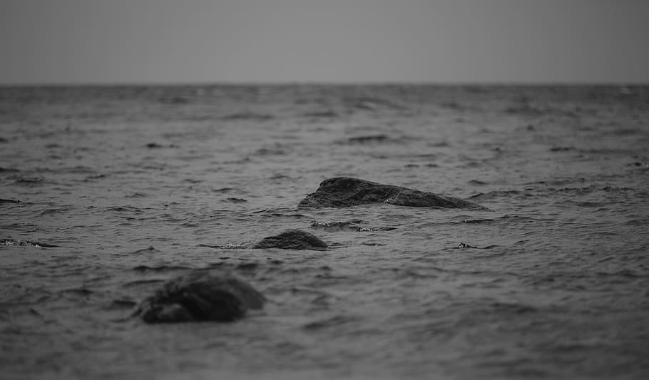 sea, rocks, waves, storm, cloudy, thunderstorm, water, beach HD wallpaper