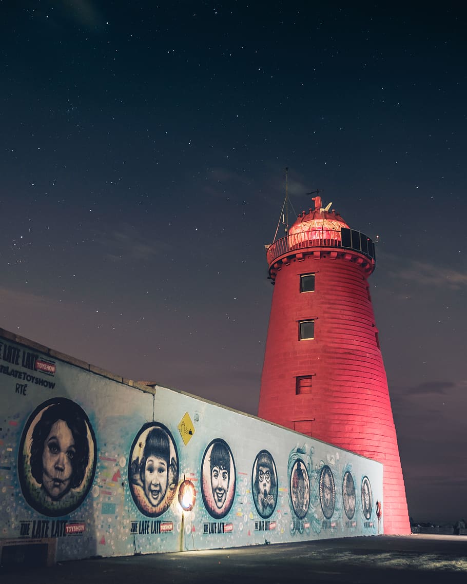 red lighthouse during nighttime, architecture, built structure HD wallpaper