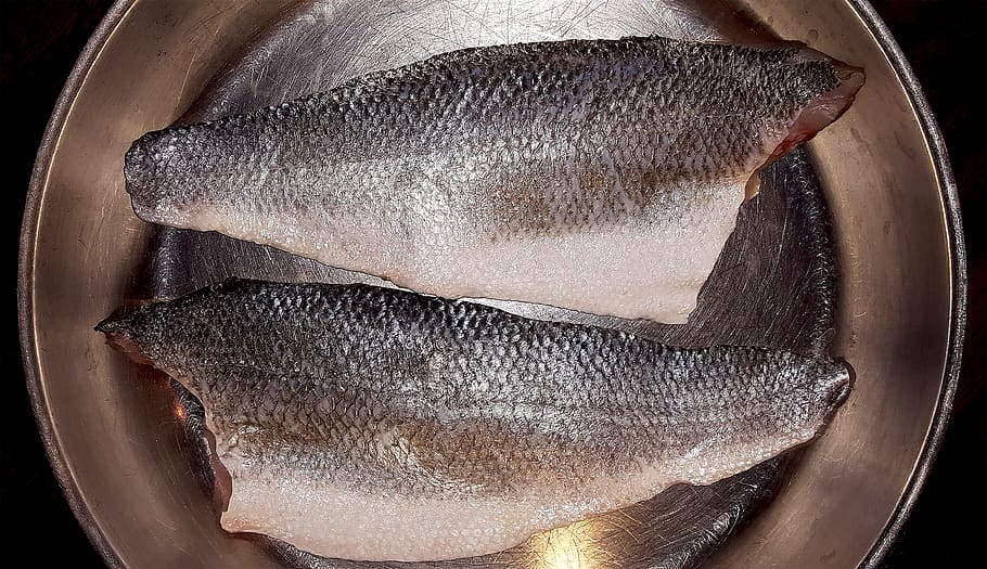 fish, fish fillet, sea bass, scales, silver, cooking, frying pan