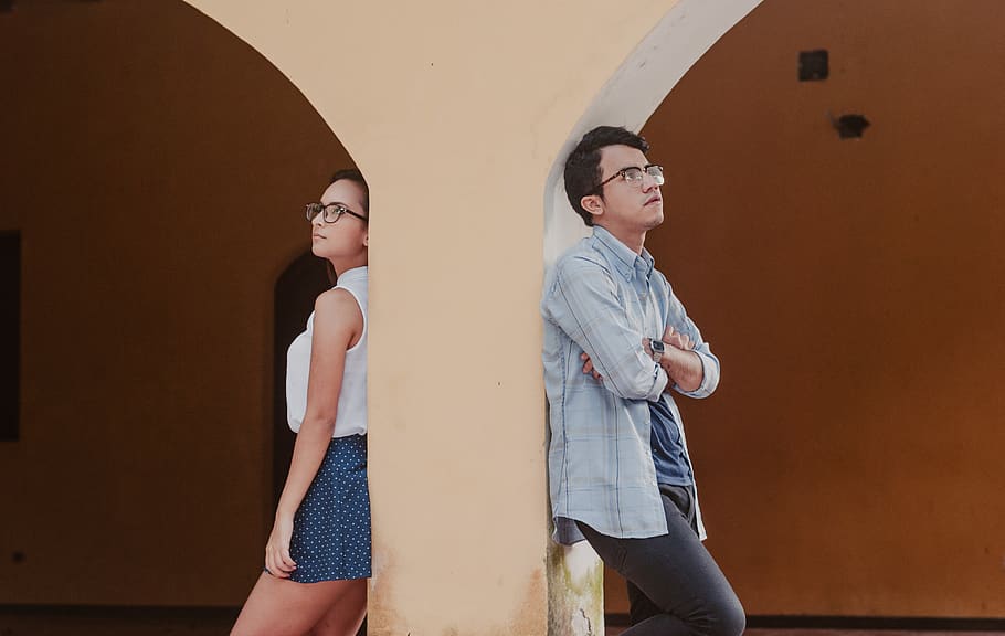 couple leaning on wall, clothing, apparel, human, person, shorts HD wallpaper