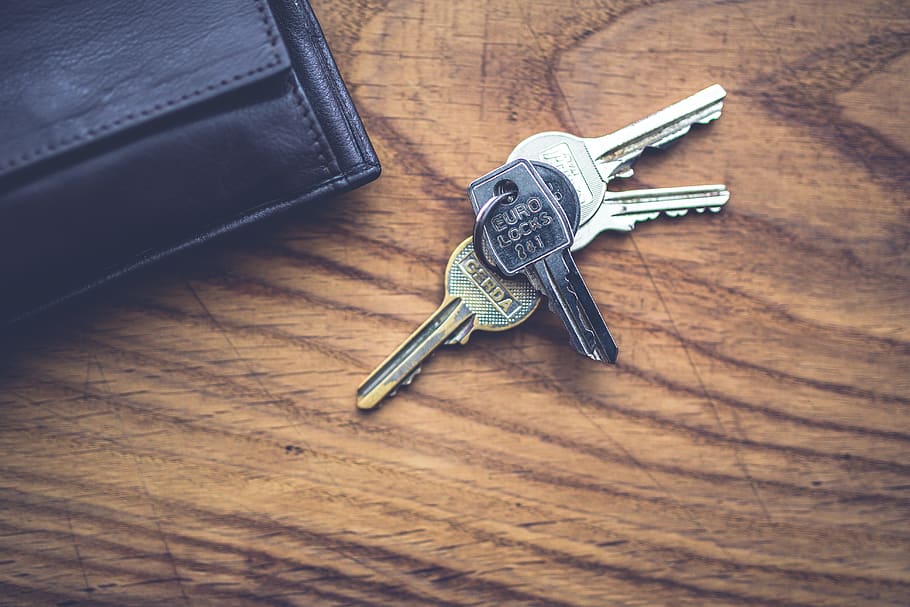 Keys, wallet, wood - material, indoors, table, high angle view HD wallpaper