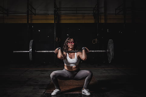 Papier Peint photo Lavable Gym exercise, barbell workout or black woman  doing muscle strength training, fitness or bodybuilding. Strong girl,  health lifestyle or powerlifting sports athlete, person or bodybuilder  weightlifting 