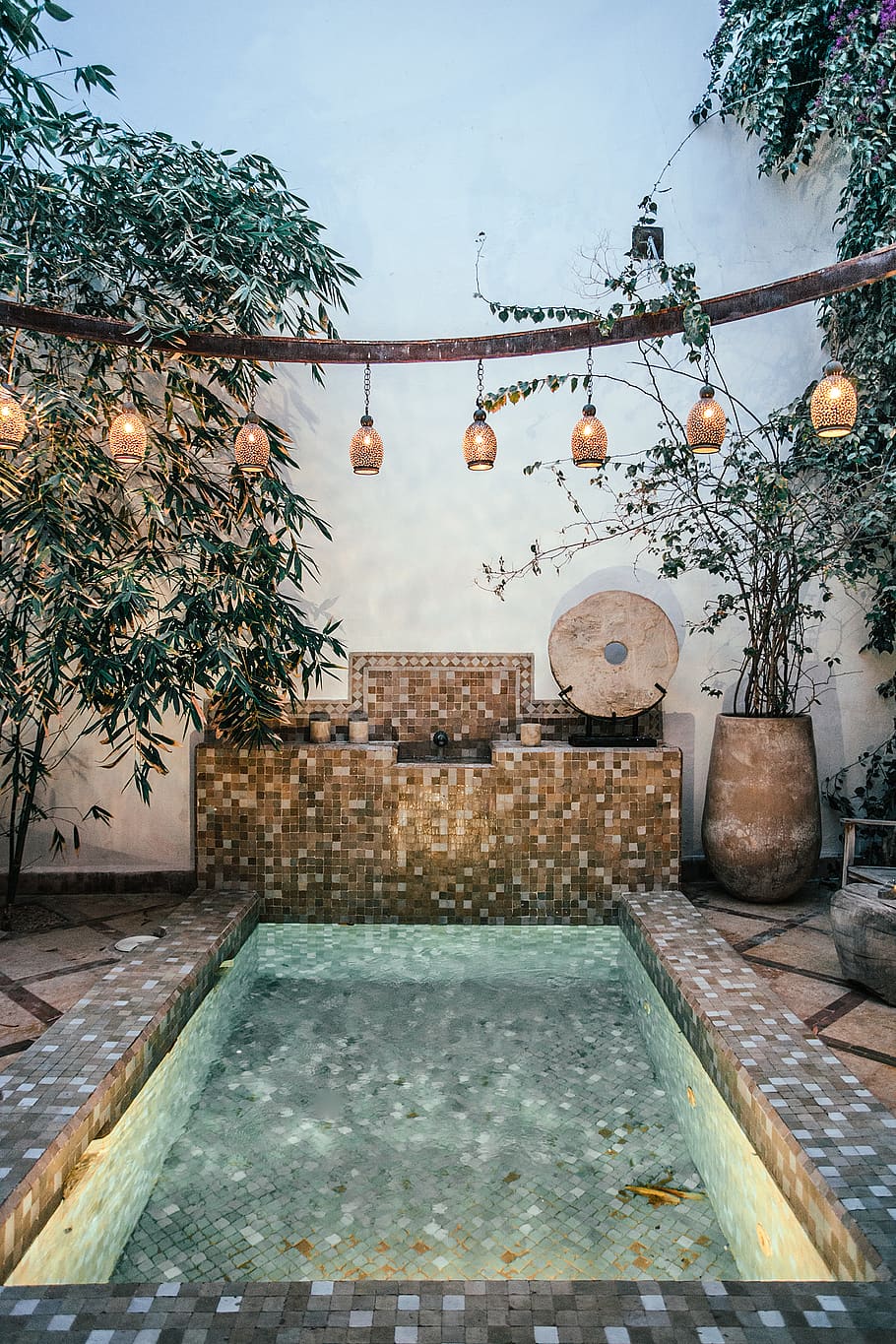 white pendant lights, flagstone, walkway, path, pool, hotel, patio HD wallpaper
