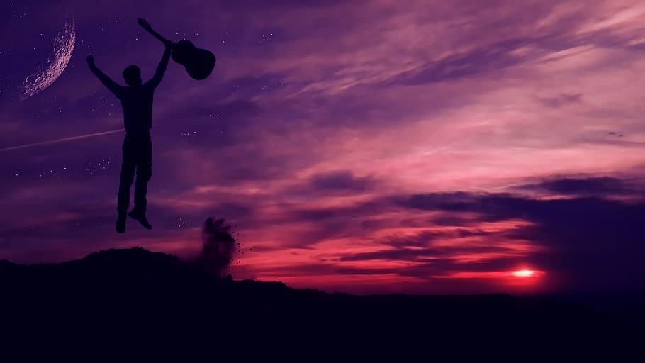 Silhouette of Man Holding a Guitar, backlit, beautiful, clouds HD wallpaper