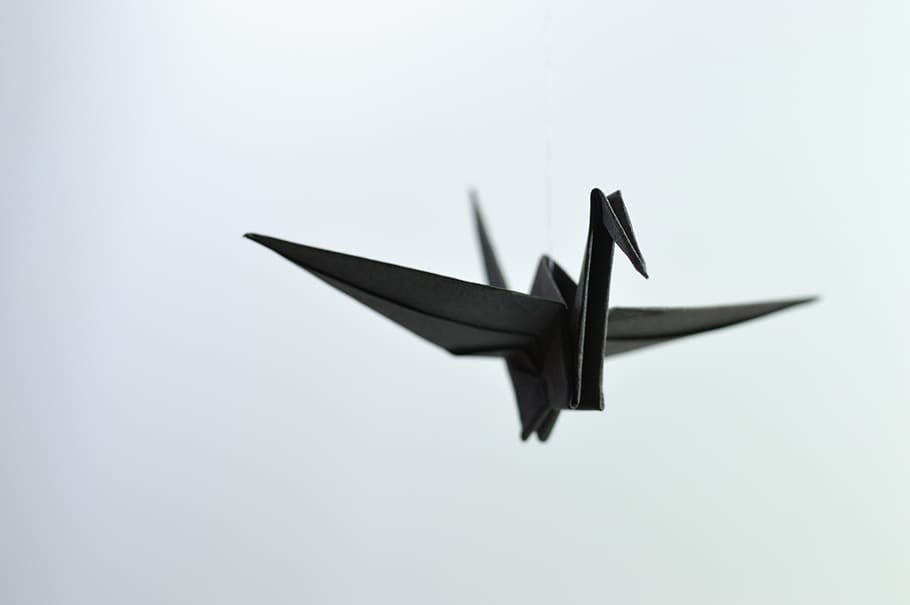 origami, paper, bent, wing, dom, ave, handmade, black, crane HD wallpaper